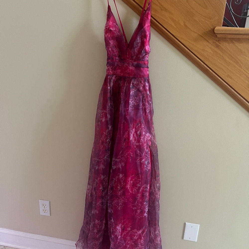 Lulus Elegant Pink Floral Gown Size Small New With Tag